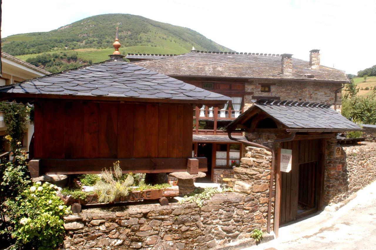 ホテル Casa Ponce Posada de Rengos エクステリア 写真