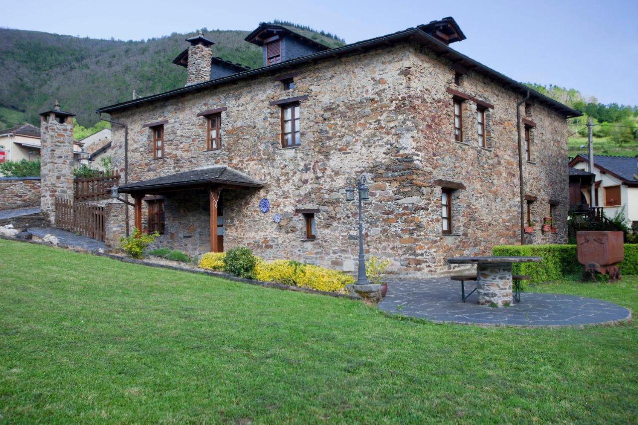 ホテル Casa Ponce Posada de Rengos エクステリア 写真